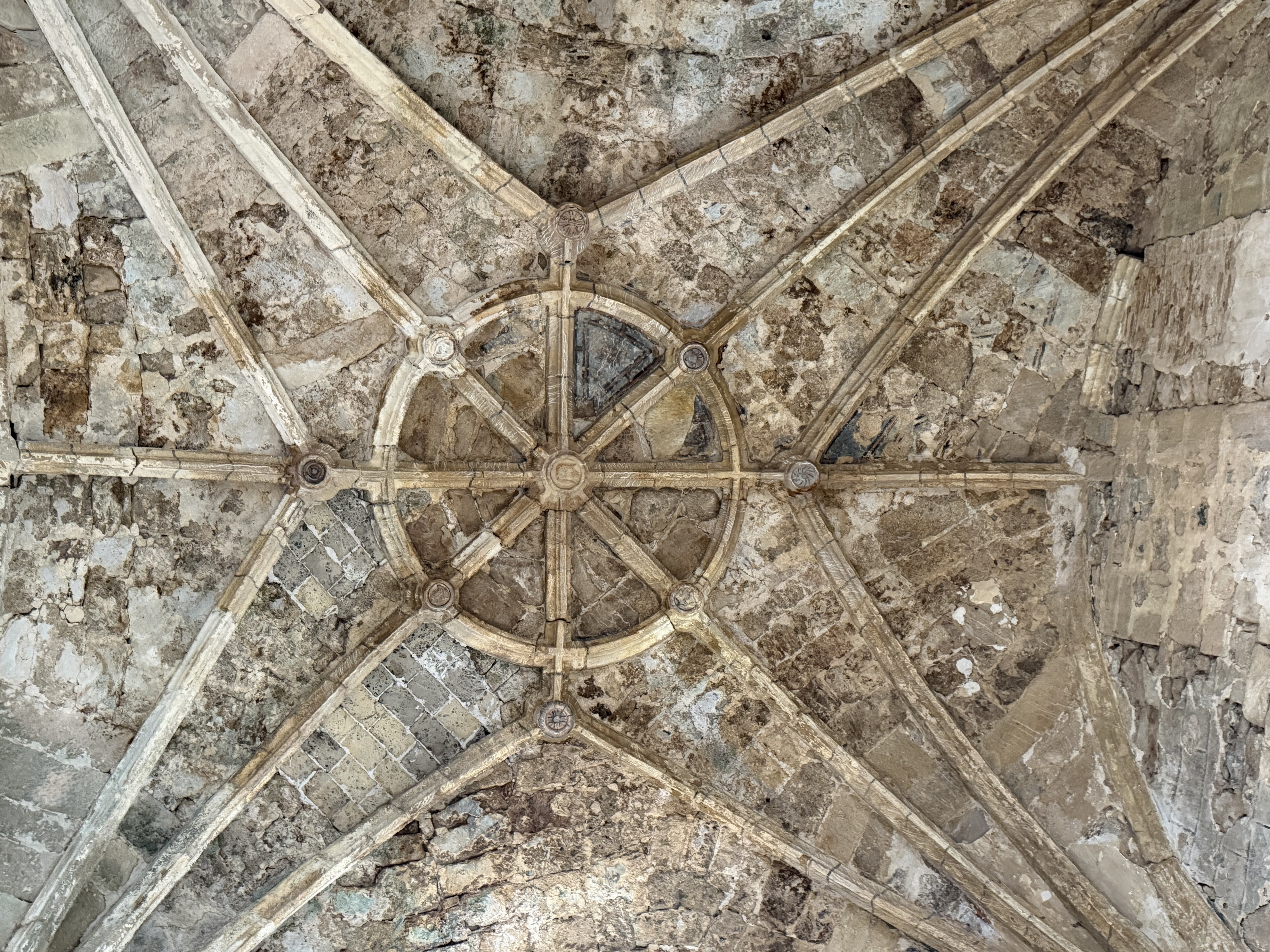 CÚPULA CON BOQUETE RESTAURADO